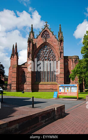 Carlisle Cathedral in estate Cumbria Inghilterra Regno Unito GB Gran Bretagna Foto Stock