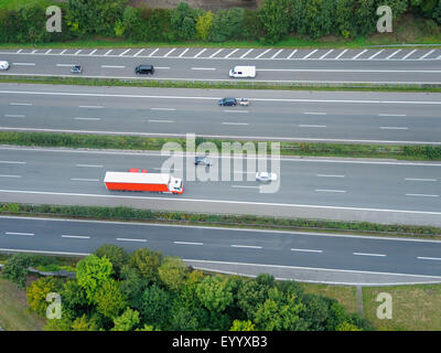 Vista aerea per autostrada A2, in Germania, in Renania settentrionale-Vestfalia, la zona della Ruhr, Bottrop Foto Stock