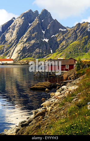 Il villaggio di pesca in Lofoten in Norvegia, Norvegia, Isole Lofoten Foto Stock