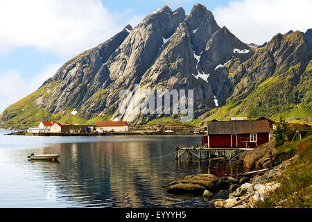 Il villaggio di pesca in Lofoten in Norvegia, Norvegia, Isole Lofoten Foto Stock