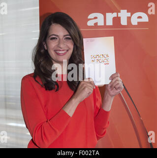 Linda Zervakis presenta la nuova arte-Programma 2015 'Summer della pace' a lato Hotel offre: Linda Zervakis dove: Amburgo, Germania Quando: 04 giu 2015 C Foto Stock