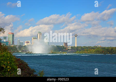 Cascate del Niagara, sea spray a headwater, Canada Ontario, Niagara Foto Stock