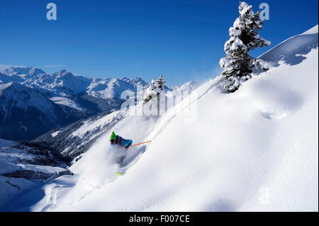 Freeskiing nelle Alpi francesi, Francia, Savoie, La Plagne Foto Stock