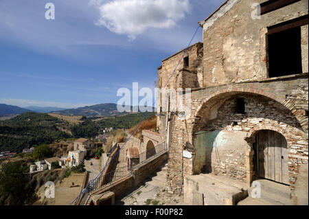 Italia, Basilicata, Tursi, l'antico villaggio arabo chiamato Rabatana Foto Stock