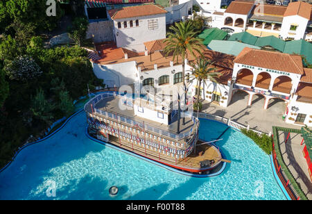 Vista aerea del parco divertimenti Tivoli World, Benalmadena, Costa del Sol, Andalusia, Spagna Foto Stock