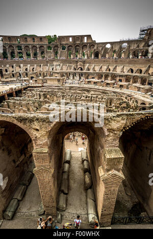 Colosseo, Roma, Italia Foto Stock