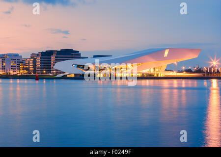 EYE Film Institute Paesi Bassi si trova a Amsterdam in Paesi Bassi. Esso include una cinematografia museum Foto Stock