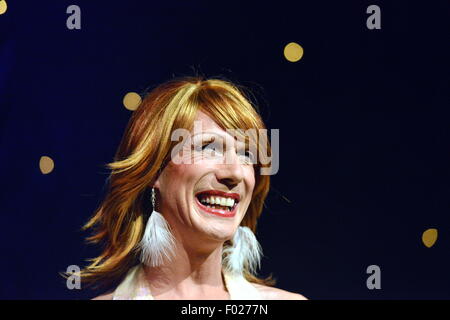 Musica Country Tina legenda C (Christopher Green) come MC al Edinburgh Fringe Underbelly premere AVVIARE 2015 Foto Stock