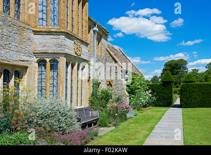 Lytes Carey Manor, una proprietà del National Trust nel Somerset, Inghilterra, Regno Unito Foto Stock