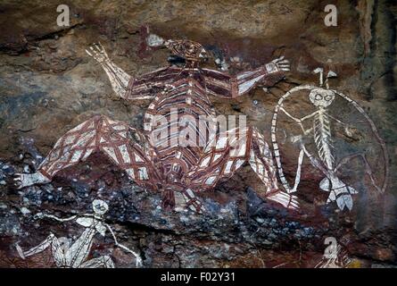 Dipinti Aborigeni delle caverne, Anbangbang Gallery, Burrunggui (Nourlangie Rock), il Parco Nazionale Kakadu (Patrimonio Mondiale UNESCO, 1981), il Territorio del Nord, l'Australia. Foto Stock