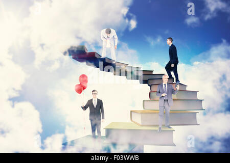 Immagine composita di imprenditore di parlare attraverso il megafono Foto Stock