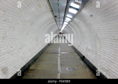 Una vista generale di Greenwich foot tunnel Foto Stock