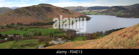 Ullswater da Hallin cadde, Parco Nazionale del Distretto dei Laghi, Cumbria County, Inghilterra, Regno Unito. Hallin caduto è uno dei 214 Wainwrights Foto Stock