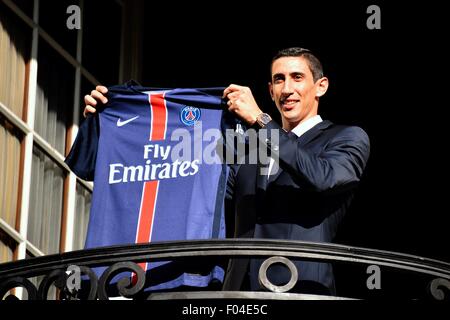 Parigi, Francia. 06 Ago, 2015. Parigi St German introdurre nuova firma Angel di Maria (PSG) all'Shrangi Hotel in Parigi. Di Maria è stata acquisita dal Manchester United. Credito: Azione Sport Plus/Alamy Live News Foto Stock