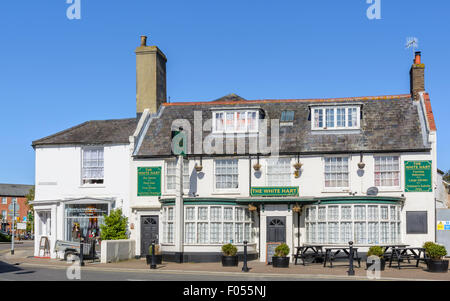 Il White Hart pub di Littlehampton, West Sussex, in Inghilterra, Regno Unito. Foto Stock