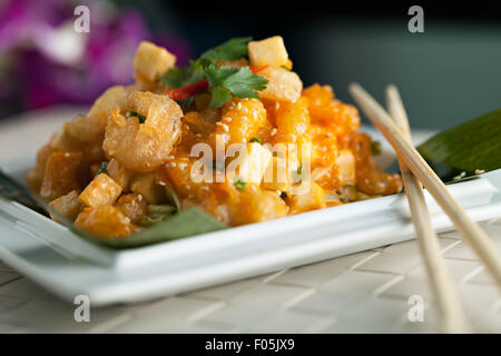 Croccante di Thai piatto adibiti alla pesca di gamberetti Foto Stock