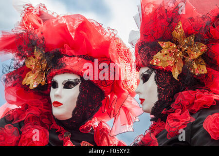 Il famoso Carnevale veneziano di Annecy in Alta Savoia, Rhône-Alpes, in Francia Foto Stock