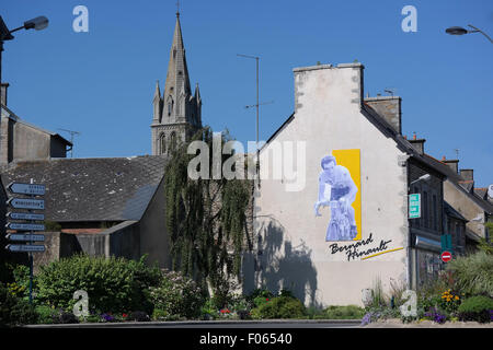 Omaggio a Bernard Hinault, il ciclista, nacque a Yffiniac Foto Stock