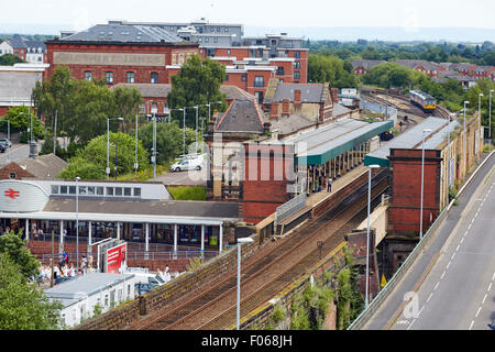 Warrington central railway station nel Cheshire Regno Unito Foto Stock