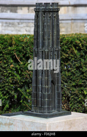 Replica in miniatura del San Rumbold la cattedrale e la torre in Mechelen, Belgio Foto Stock