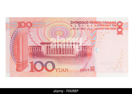 Un centinaio di Yuan banconota su sfondo bianco Foto Stock