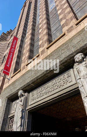 Archivio Comunale di Amsterdam in una vecchia città come Amsterdam, l'archivio comunale sono enormi. Foto Stock