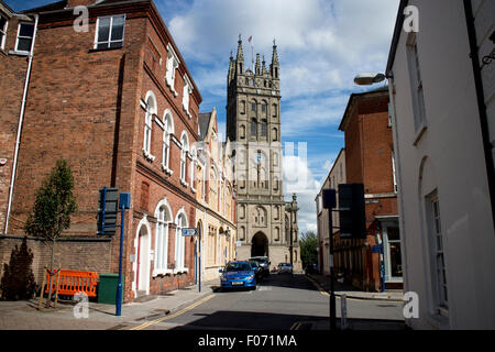 La Chiesa di Santa Maria dalla piazza Vecchia, Warwick, Warwickshire, Inghilterra, Regno Unito Foto Stock