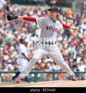 Detroit, Michigan, Stati Uniti d'America. Il 30 luglio, 2015. Boston Red Sox a partire lanciatore Henry Owens (60) eroga il passo durante una stagione regolare il gioco tra il Detroit Tigers e dei Boston Red Sox al Comerica Park di Detroit, Michigan. Brent Clark/CSM/Alamy Live News Foto Stock