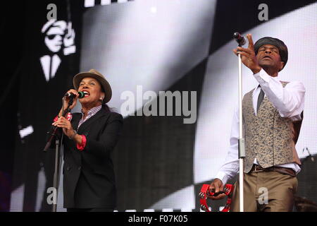 Macclesfield, Cheshire, Regno Unito. Il 9 agosto, 2015. Il selettore di eseguire live al Festival di riavvolgimento del Nord. Credito: Simon Newbury/Alamy Live News Foto Stock