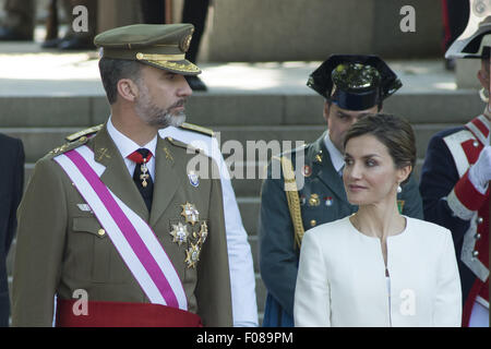 Il re Filippo VI e la Regina Letizia di Spagna frequentare la nazionale spagnola di giorno parata militare a Madrid con: Felipe VI di Spagna, Letizia di Spagna dove: Madrid, Spagna Quando: 06 Giu 2015 Foto Stock