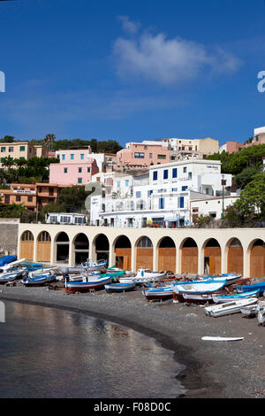 Porto di Isola di Ustica, Ustica, Italia Foto Stock