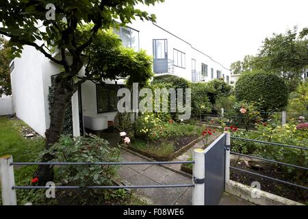 Weissenhof station wagon con giardino a Stoccarda, Germania Foto Stock