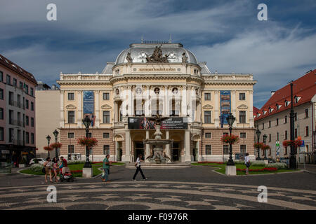 Teatro nazionale slovacco a Bratislava, in Slovacchia Foto Stock