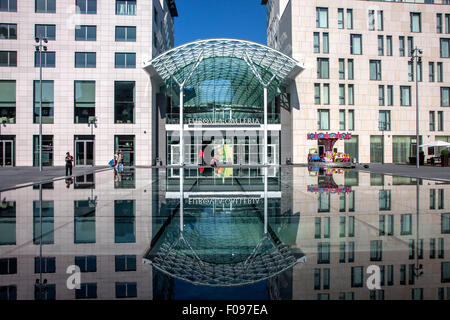 La Slovacchia Bratislava Centro Commerciale Eurovea Foto Stock