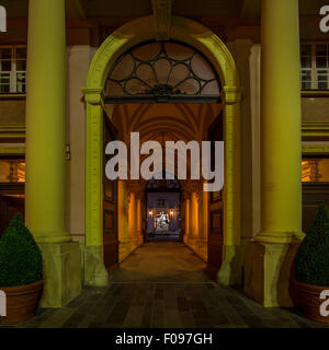 St George fontana, primati' Palace a Bratislava, in Slovacchia Foto Stock
