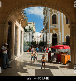 Square streetview all Avana, Cuba. Foto Stock