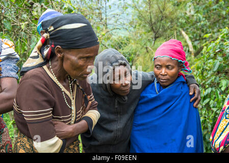 Genocidio vedove caffè collettivo, il lago Kivu, Ruanda Foto Stock