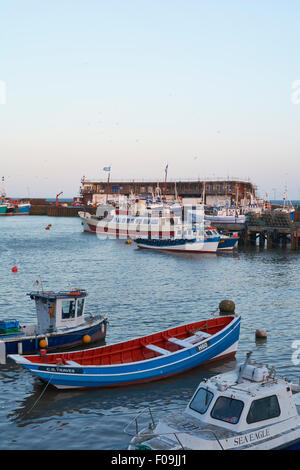 Birdlington Harbour, nello Yorkshire, Inghilterra, Regno Unito Foto Stock