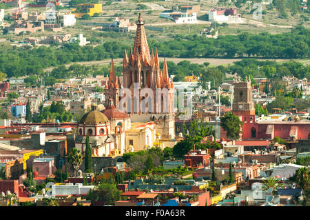 Vista Parroquia de San Miguel Arcangel e San Miguel De Allende, Messico Foto Stock