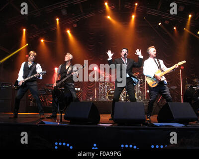 British pop band Spandau Ballet performing a Henley Festival 2015 Foto Stock