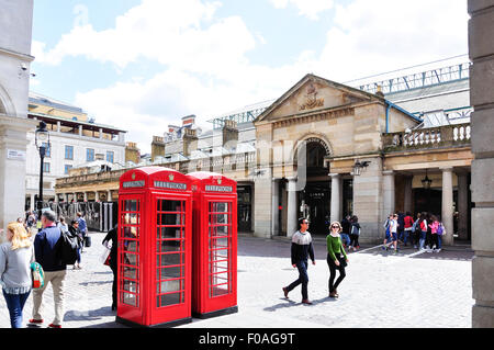 Ingresso al mercato di Covent Garden, Covent Garden, la City of Westminster, Londra, Inghilterra, Regno Unito Foto Stock