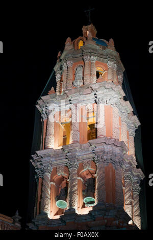 La chiesa di Nostra Signora della Speranza di notte. San Luis Potosi, SLP. Messico Foto Stock