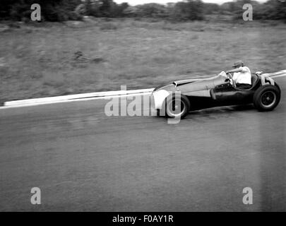 Horace Gould nella sua Cooper-Bristol a Brands Hatch, Regno Unito degli anni cinquanta Foto Stock