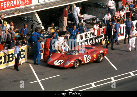 La 24 Ore di Le Mans 1969 Pedro Rodriguez,David Piper Ferrari 312 P colpo di Stato. Foto Stock