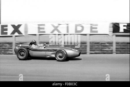 GP di Gran Bretagna : L'Aintree 18 luglio 1959. Carroll Shelby Aston Martin DBR4-250 ritirato. Foto Stock