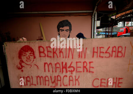 Carta murale in Sarigazi ricordando Berkin Elvin a quindici anni ragazzo curdi uccisi da un gas lacrimogeni canister durante l'Gezi proteste Foto Stock