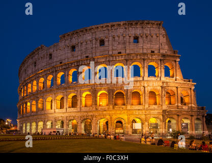 Roma Colosseo o Anfiteatro Flavio Roma Lazio Italia Europa UE Foto Stock