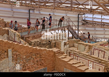 Visualizzazione gantry all'interno di case a schiera, sito archeologico del greco antico/Impero Romano città di Efeso, Selcuk, Turchia. Foto Stock