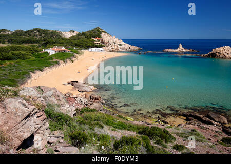 Cala Pregonda, vicino a Fornells, costa nord di Menorca, isole Baleari, Spagna, Europa Foto Stock