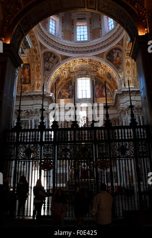 Gian Lorenzo Bernini sepolto nella cripta di famiglia nella chiesa di Santa Maria maggiore, Roma, Italia. Foto Stock